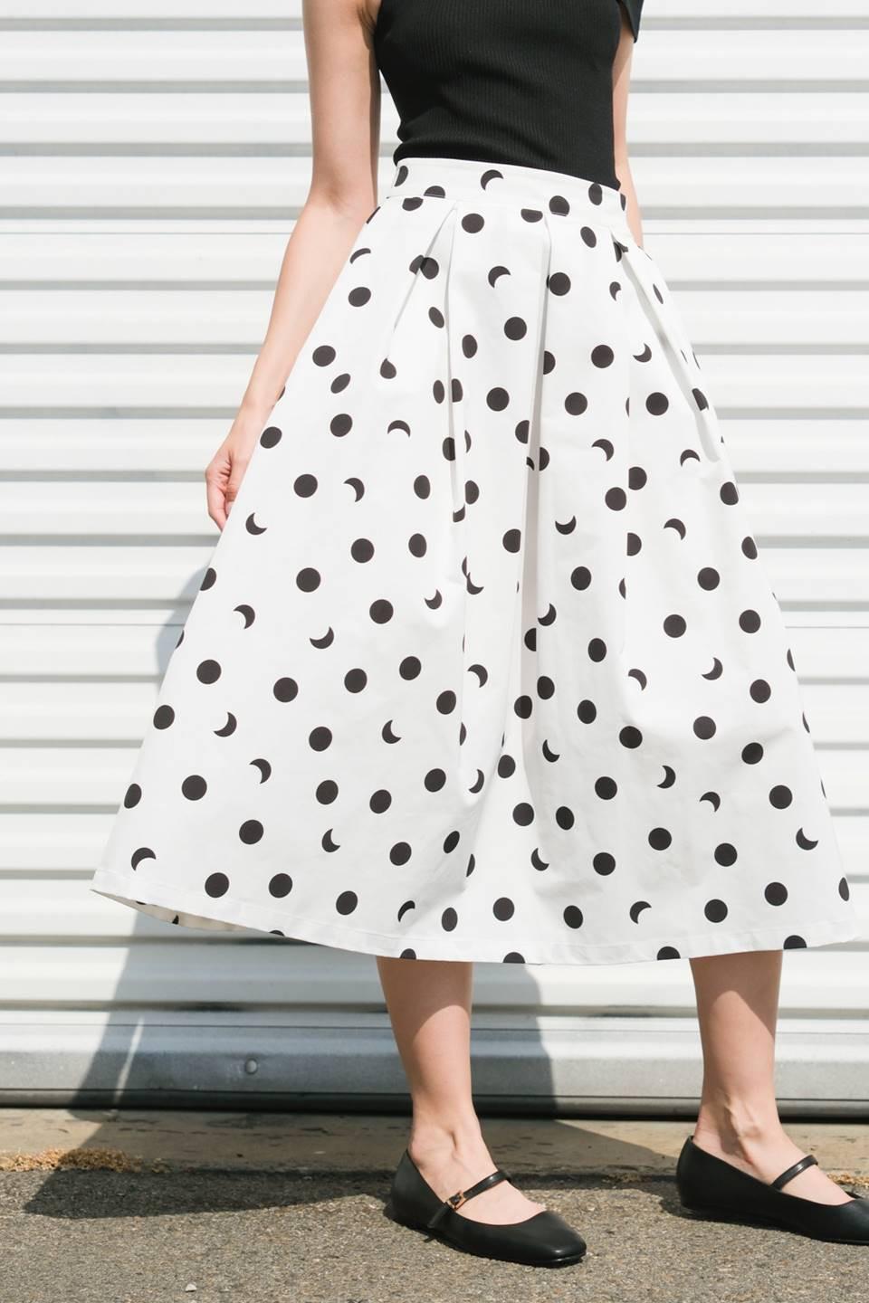The Woven Skirt